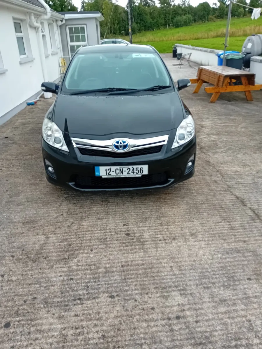 Toyota Auris 2012 - Image 4