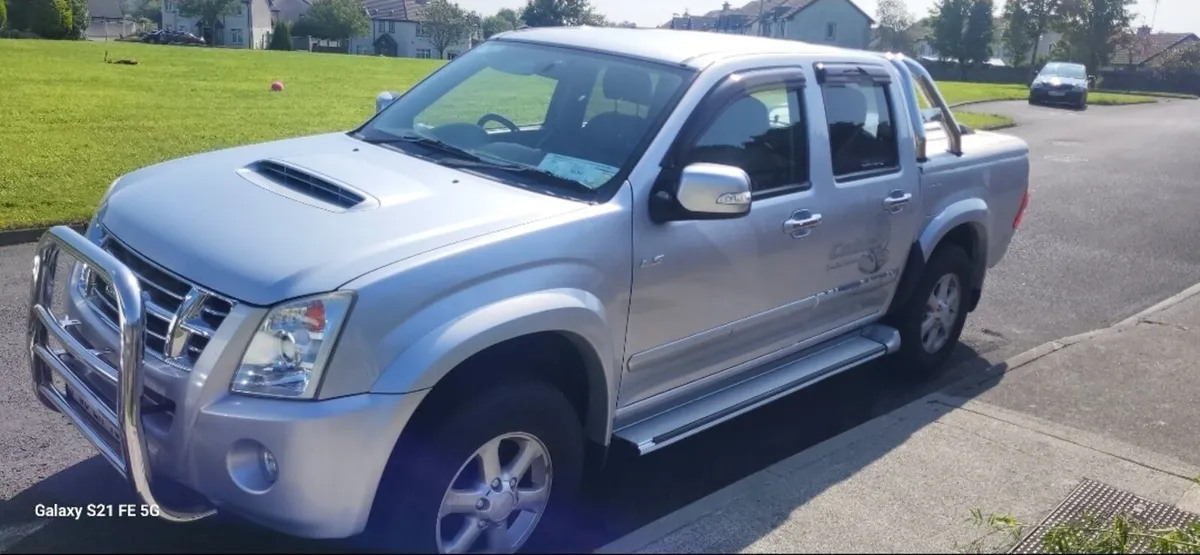 2008 ISUZU D'MAX 3.0 LIMITED EDITION - Image 3