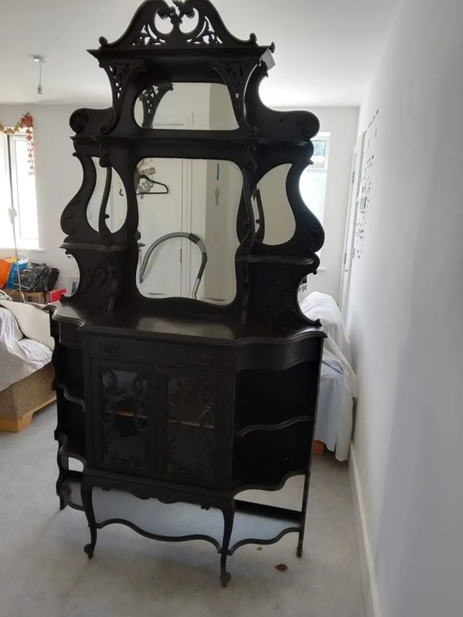 Hallstand - Image 1