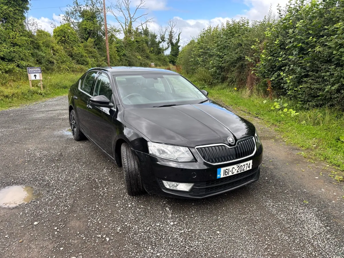 Skoda Octavia 1.6 business - Image 1