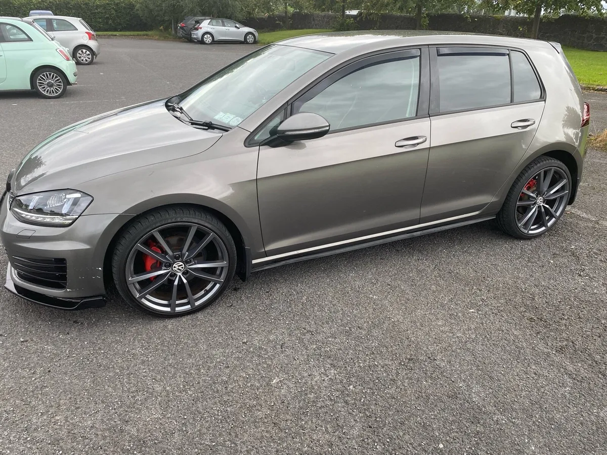 Volkswagen Golf 2013 1.6 diesel - Image 2