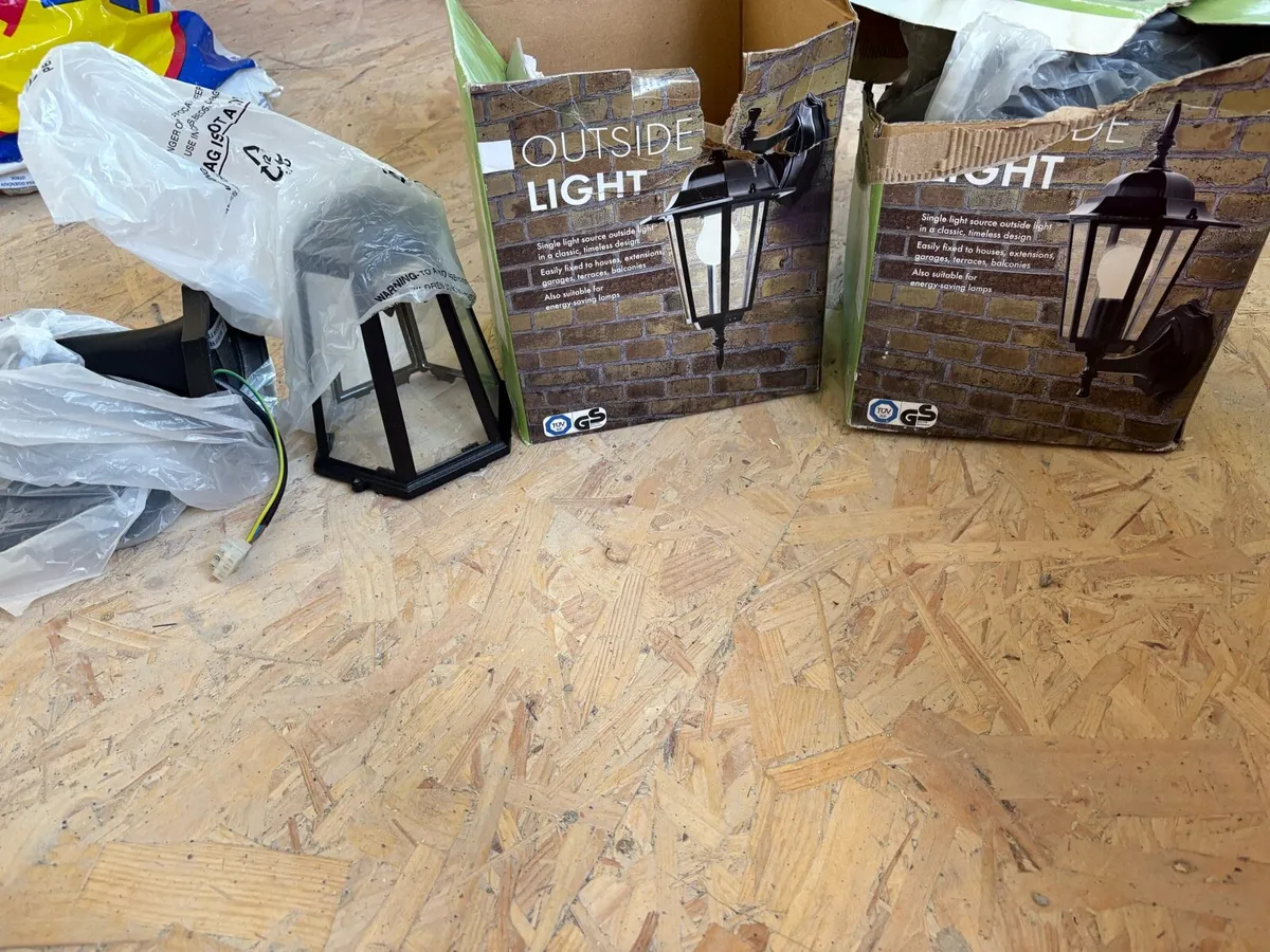 Outdoor lights