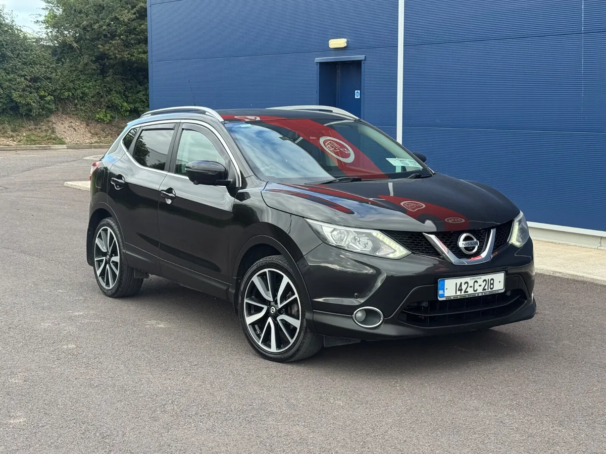 Nissan Qashqai 2014 SVE Top spec - Image 2