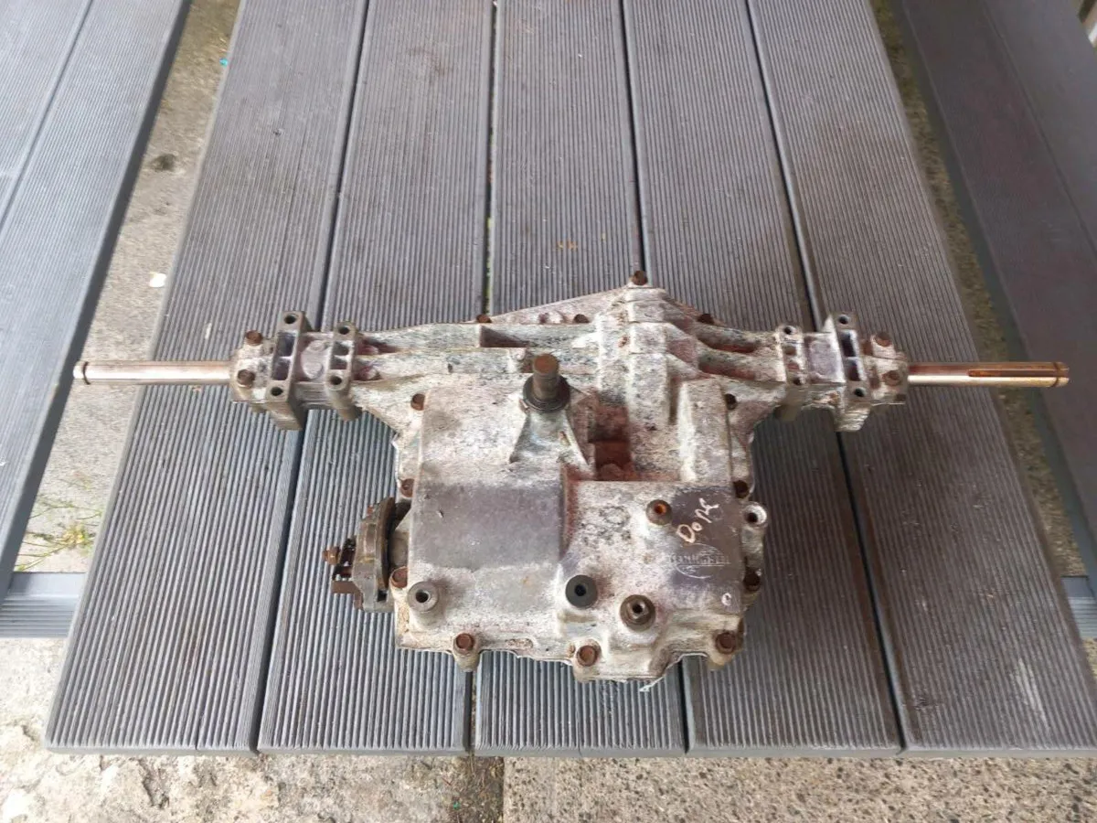 Husqvarna/peerless manual gearbox for sale - Image 1