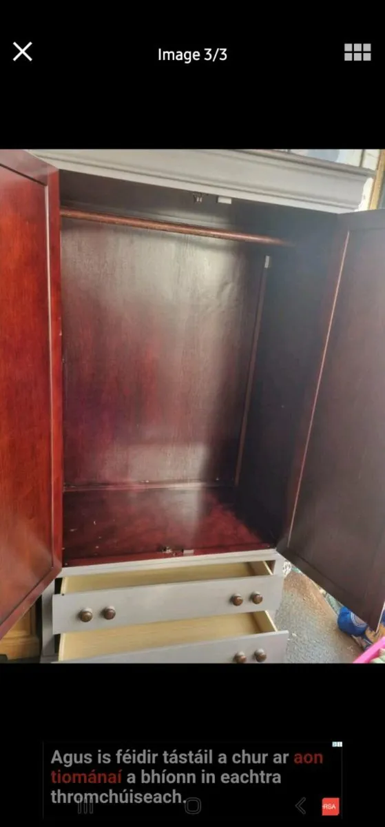 Large solid wood wardrobe - Image 3