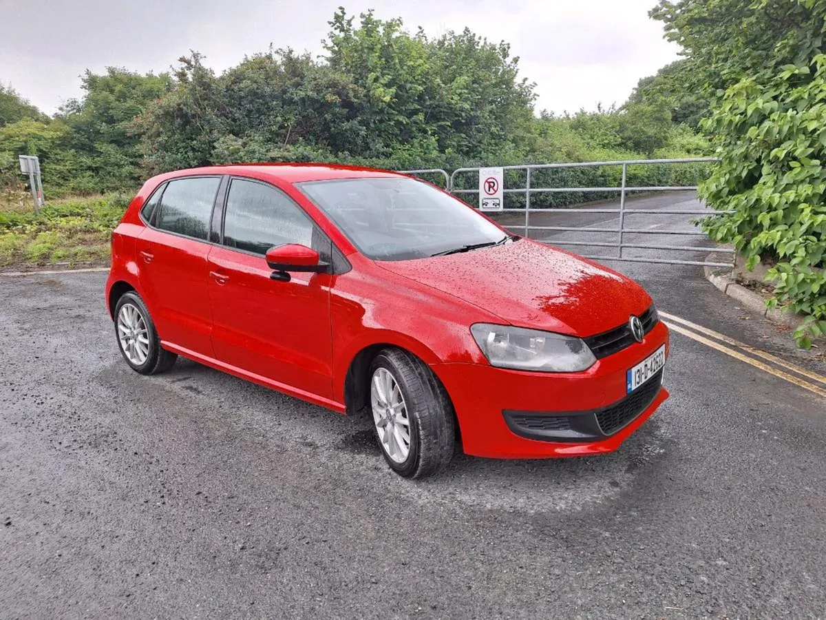 Polo 2013 AUTOMATIC - Image 2