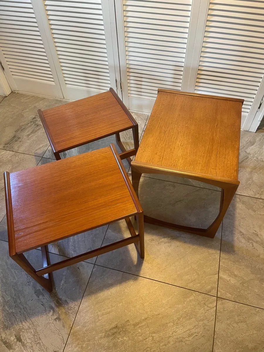 Mid century G plan nesting tables - Image 3
