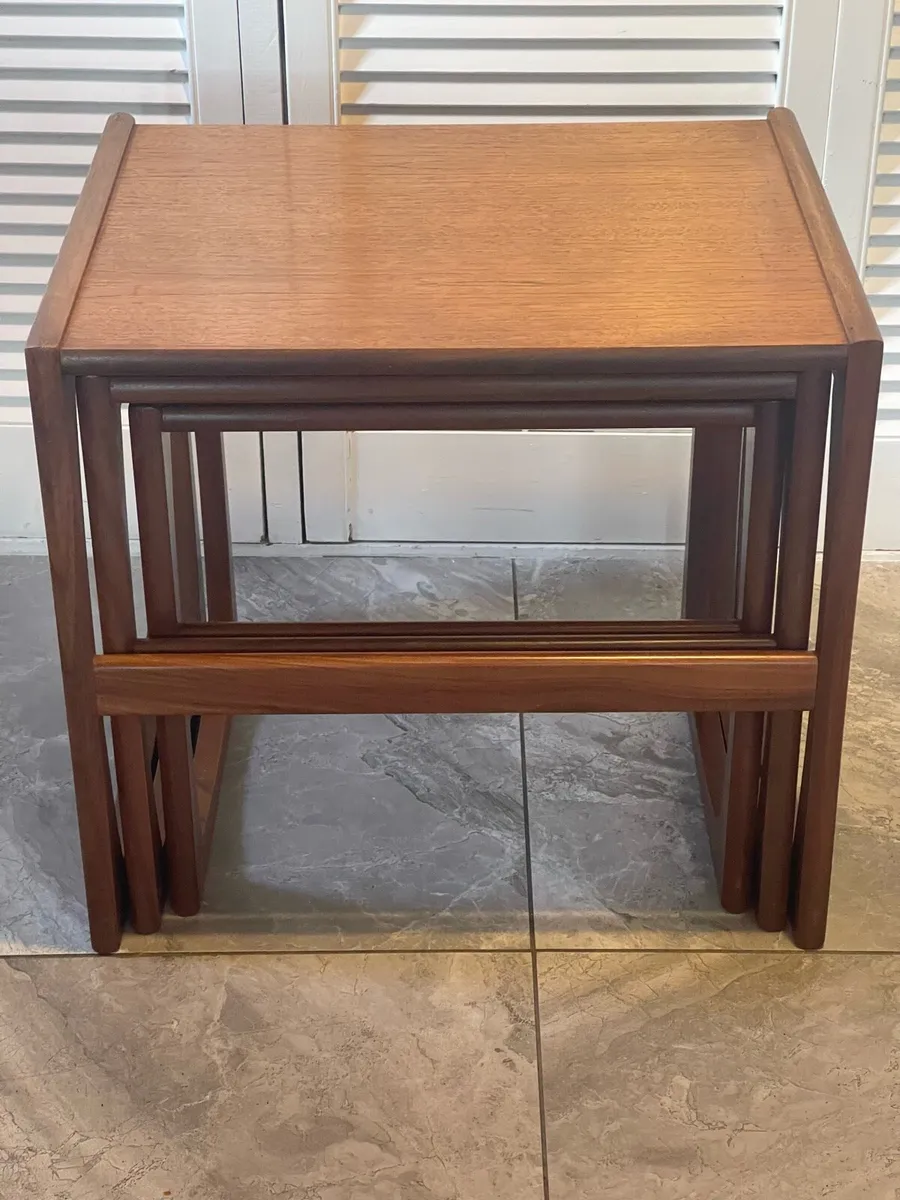 Mid century G plan nesting tables - Image 4
