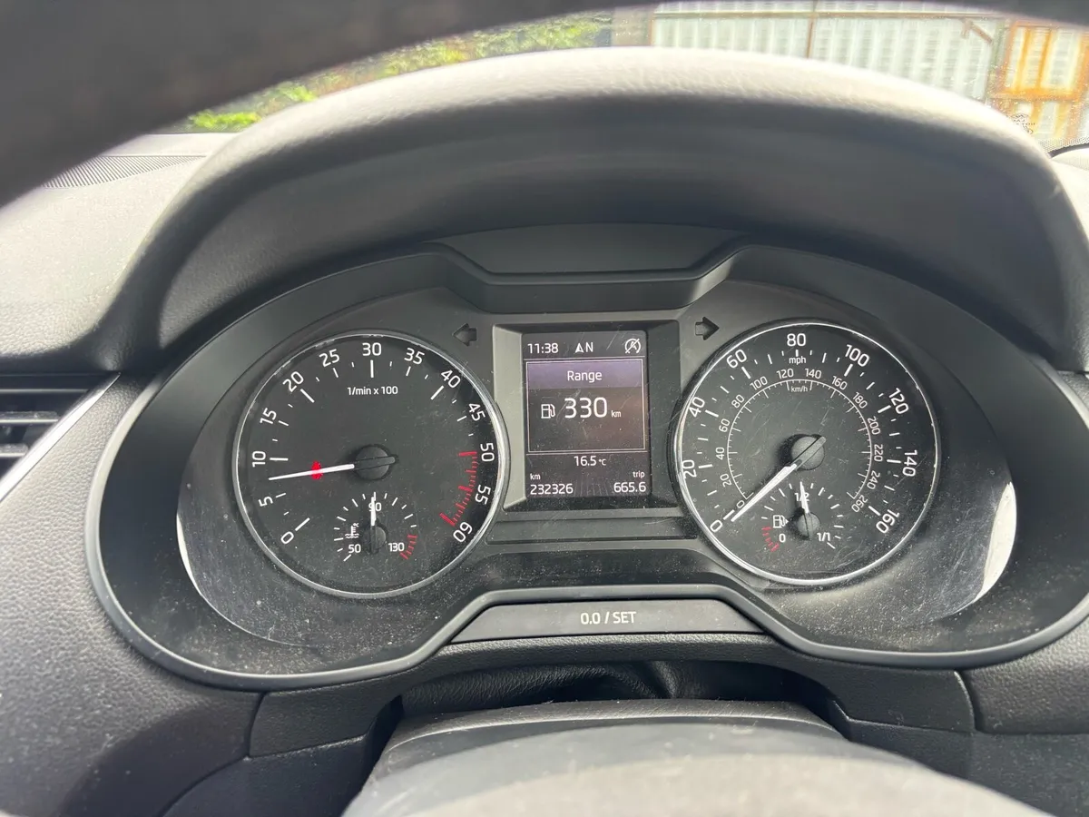 Skoda Octavia 1.6 business - Image 3