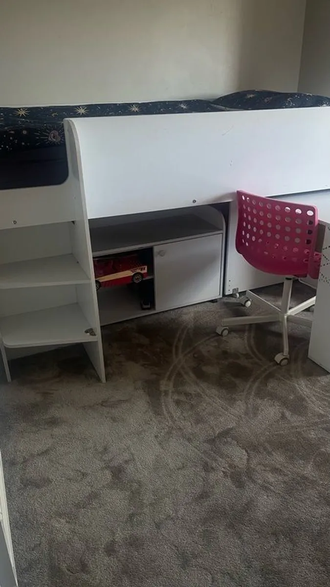 2 kids beds - Image 1