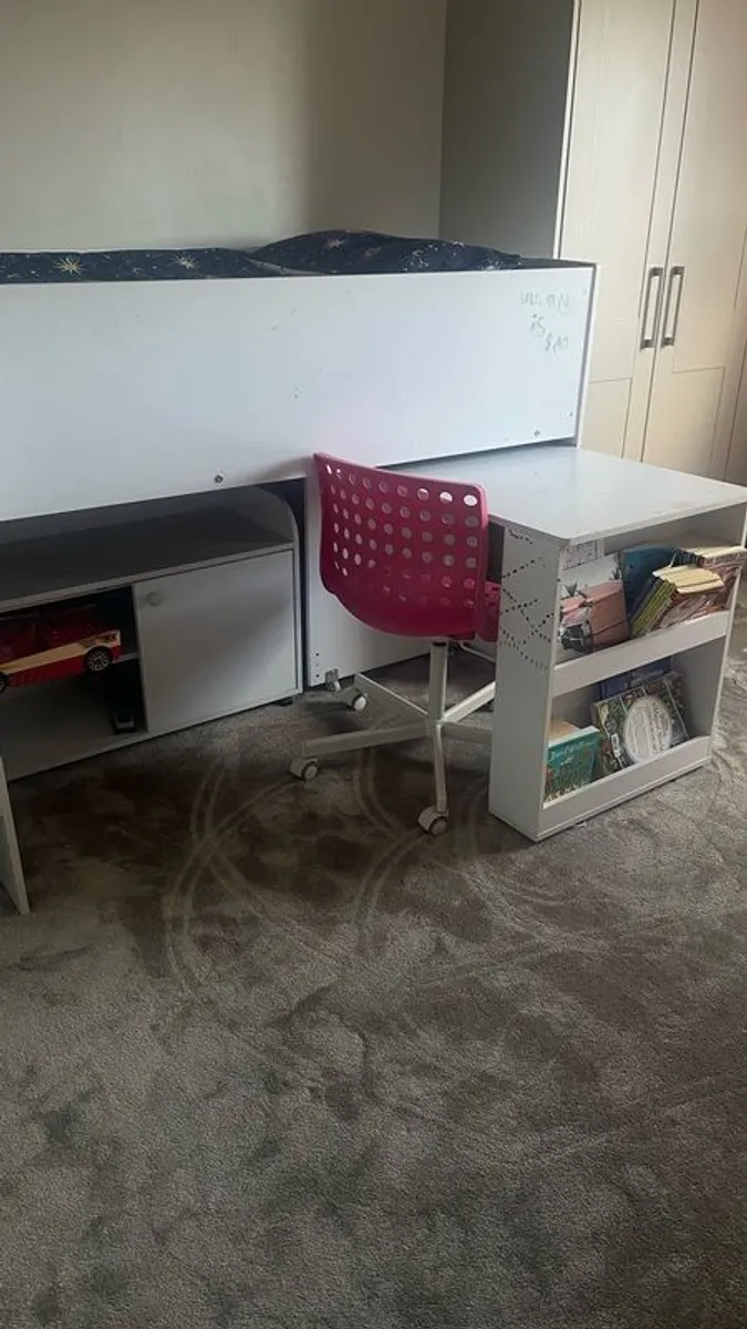 2 kids beds - Image 2