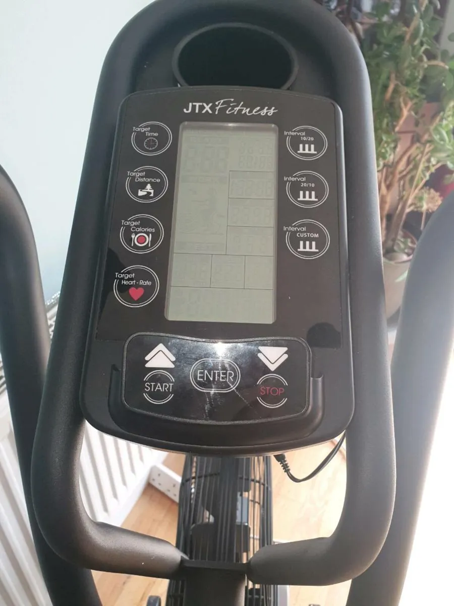 Exercise bike - Image 1