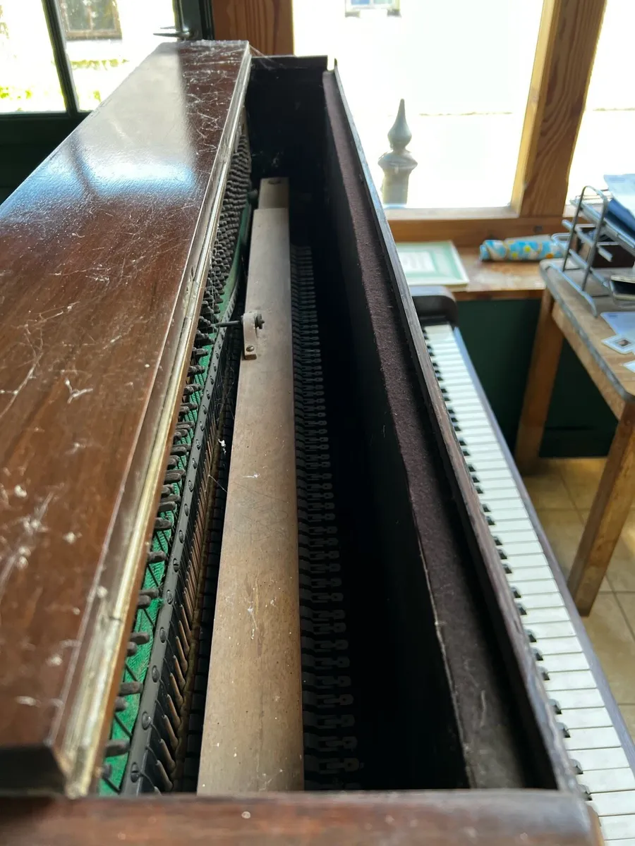 Upright piano - Image 4