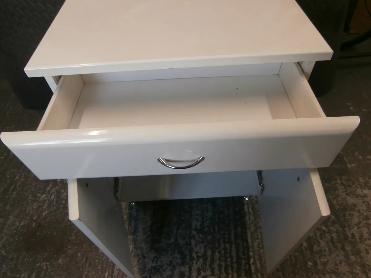 Bathroom Cabinet - Image 3