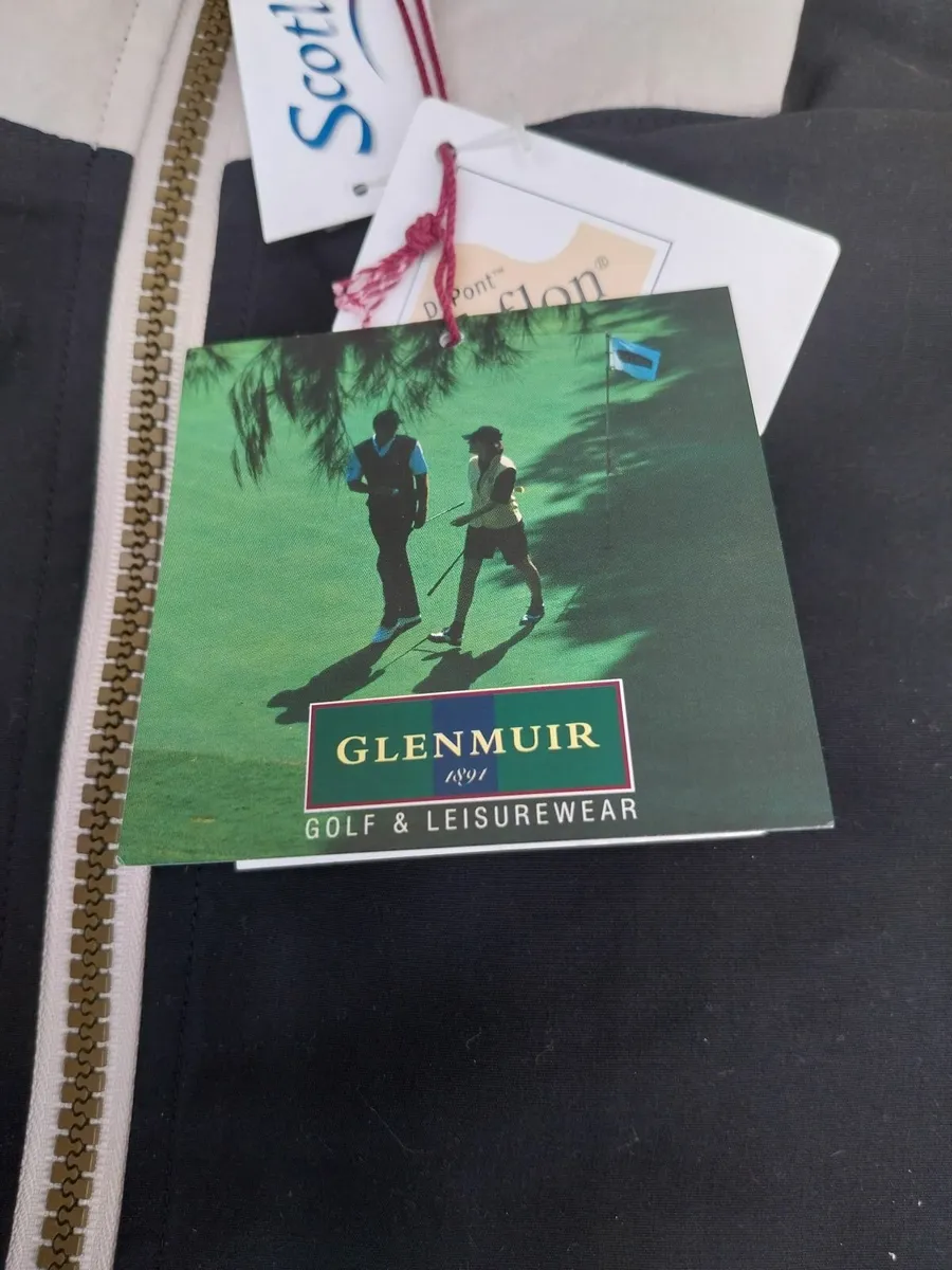 Golf Tops Jumpers - Image 1