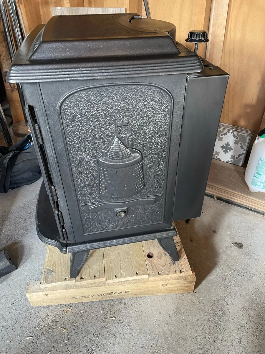 Stanley stove - Image 2
