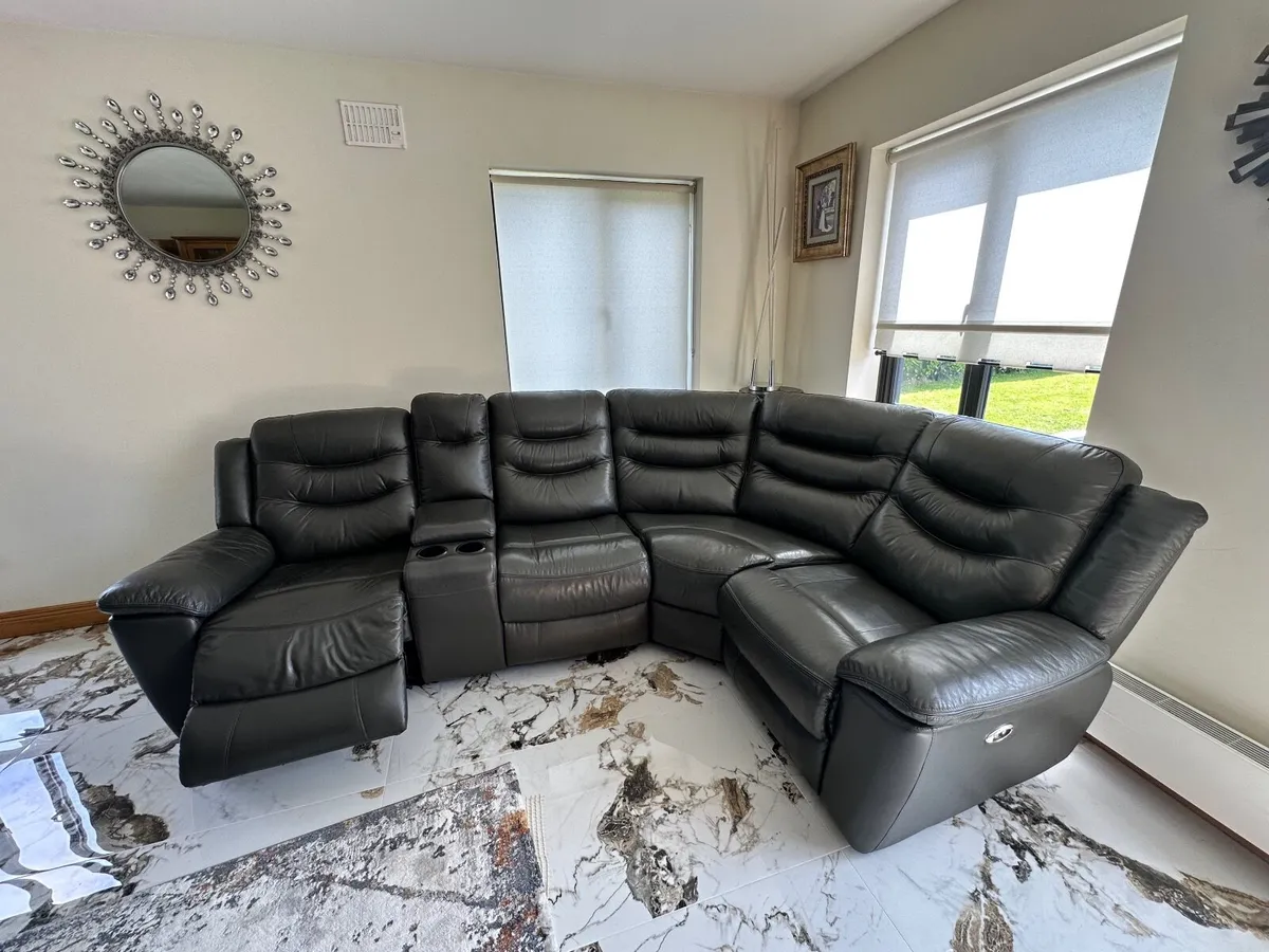 4-5 seater electric recliner grey leather couch - Image 4