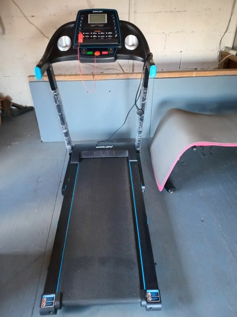 Treadmill - Image 1