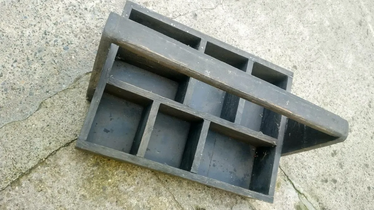 Vintage Carpenters wooden Caddy - Image 2
