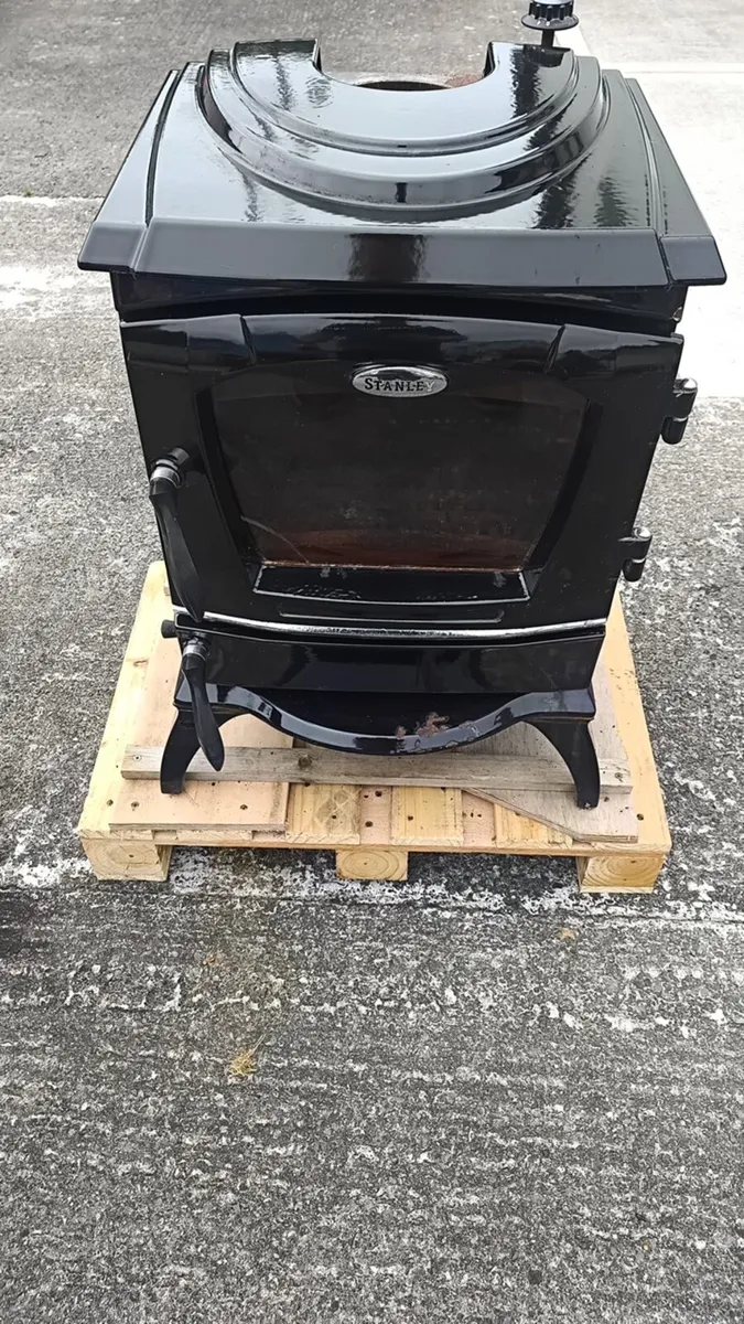 Stanley Lismore boiler stove - Image 1