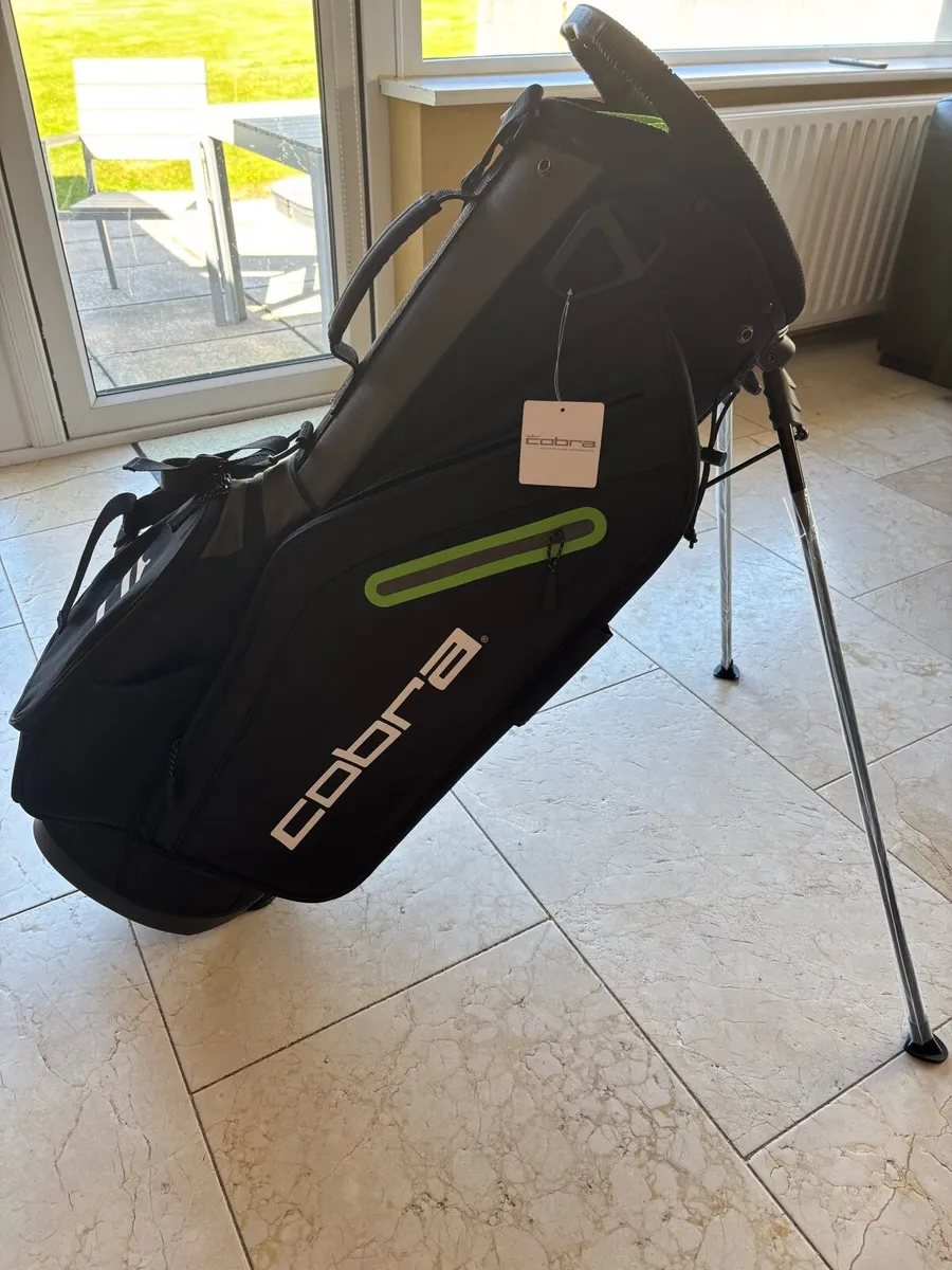 Cobra Stand Bag - Image 1