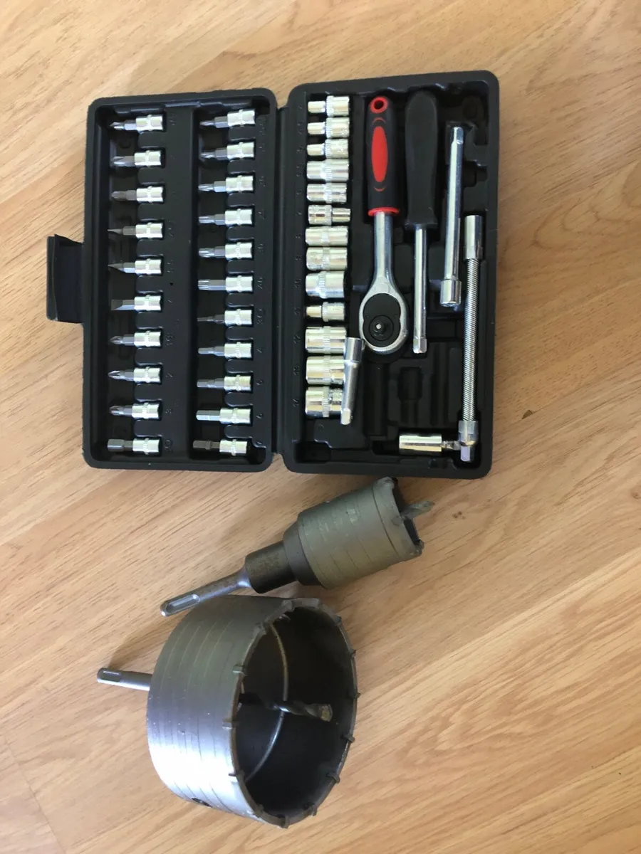 Core bits and socket set