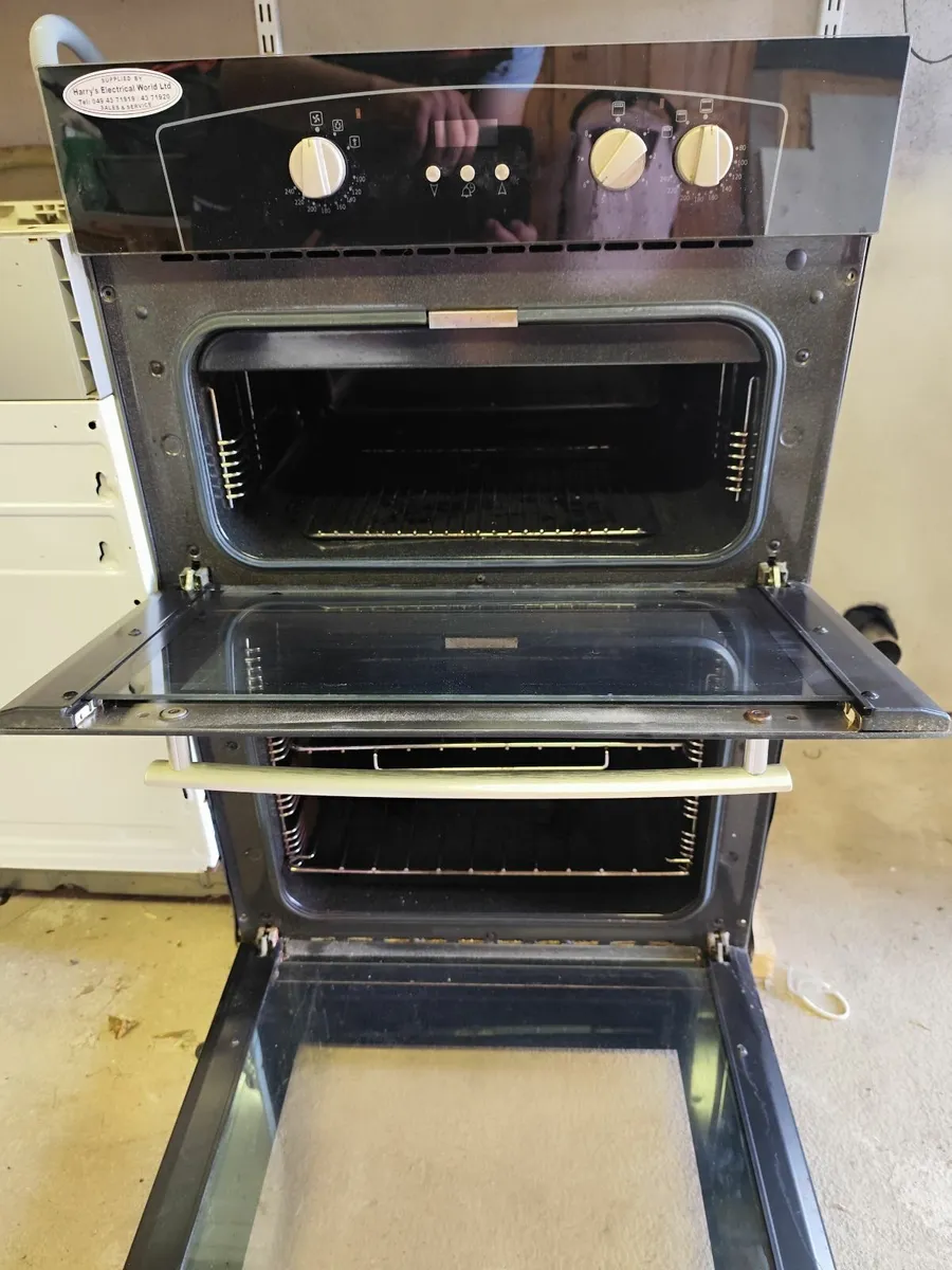 Integrated double Oven and Integrated Dishwasher - Image 3
