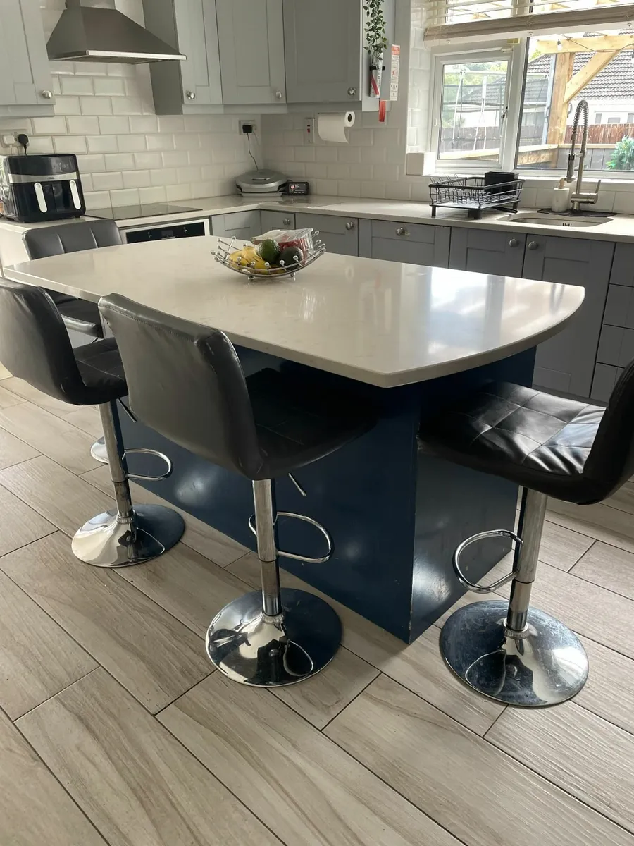Kitchen - Image 2