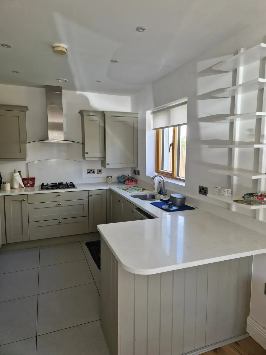 Kitchen (Fan, Stove and Cooker not Included!) - Image 3