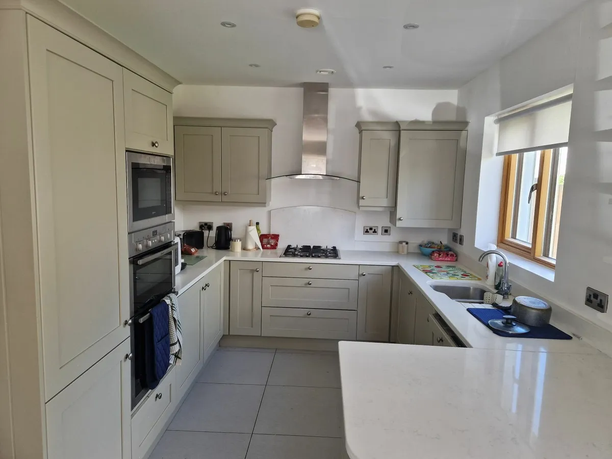 Kitchen (Fan, Stove and Cooker not Included!) - Image 2