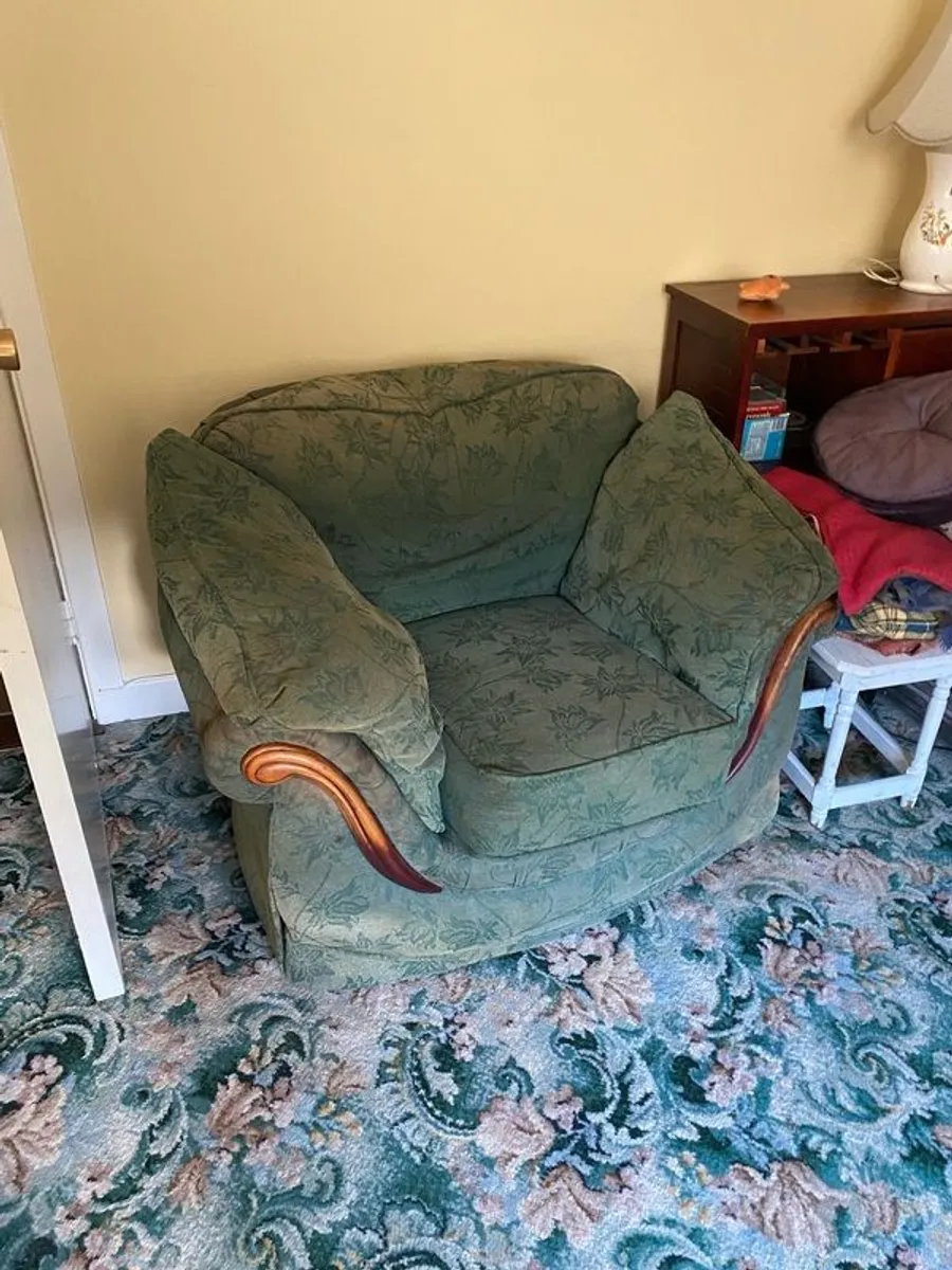 3 piece couch FREE - Image 1