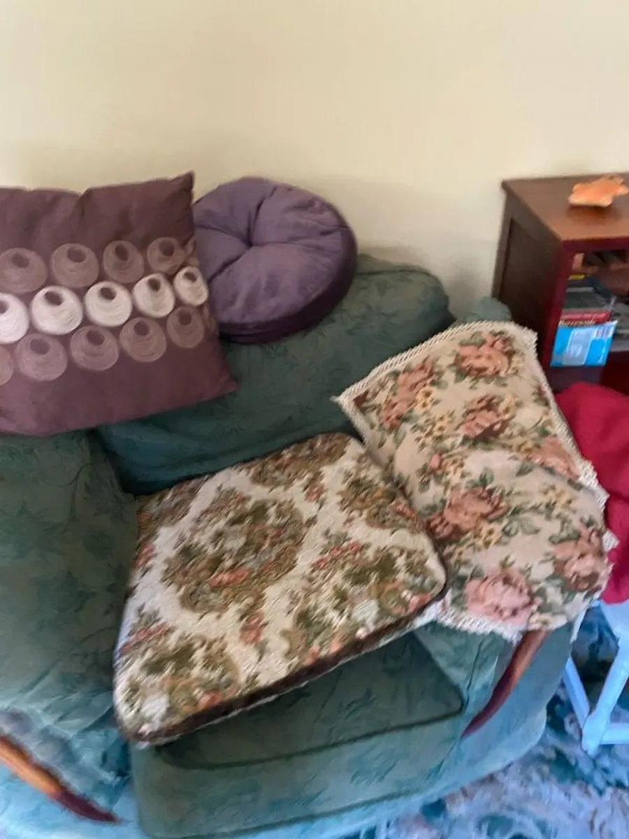 3 piece couch FREE - Image 4