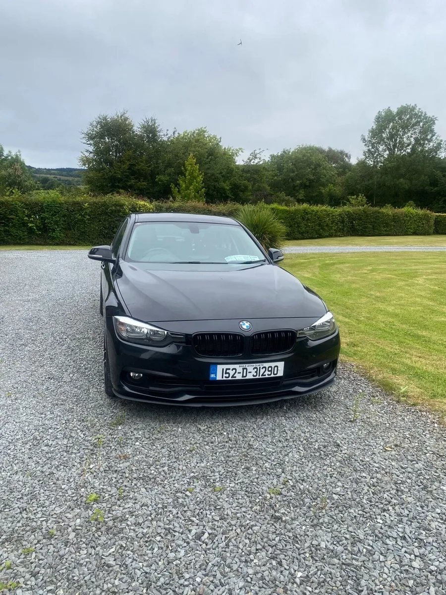 BMW 3-Series 2015 - Image 2