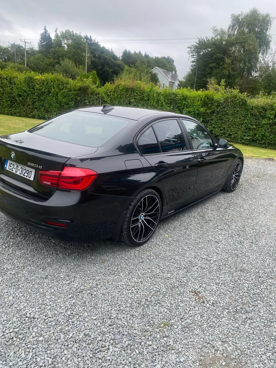 BMW 3-Series 2015 - Image 3