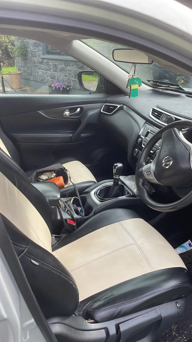 Nissan X-Trail 2016 - Image 2