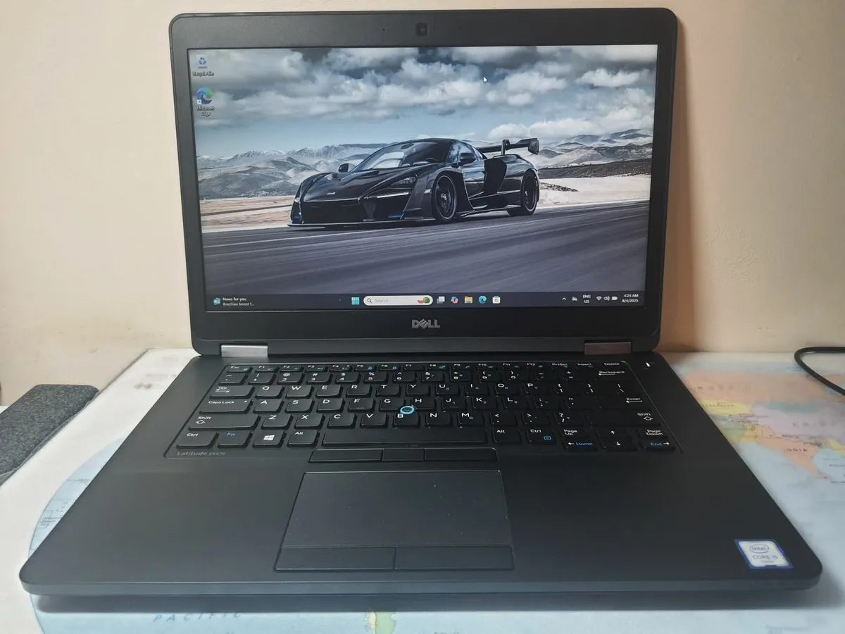 Dell Latitude E5470 14" i5 6th gen 8/256GB SSD - Image 1