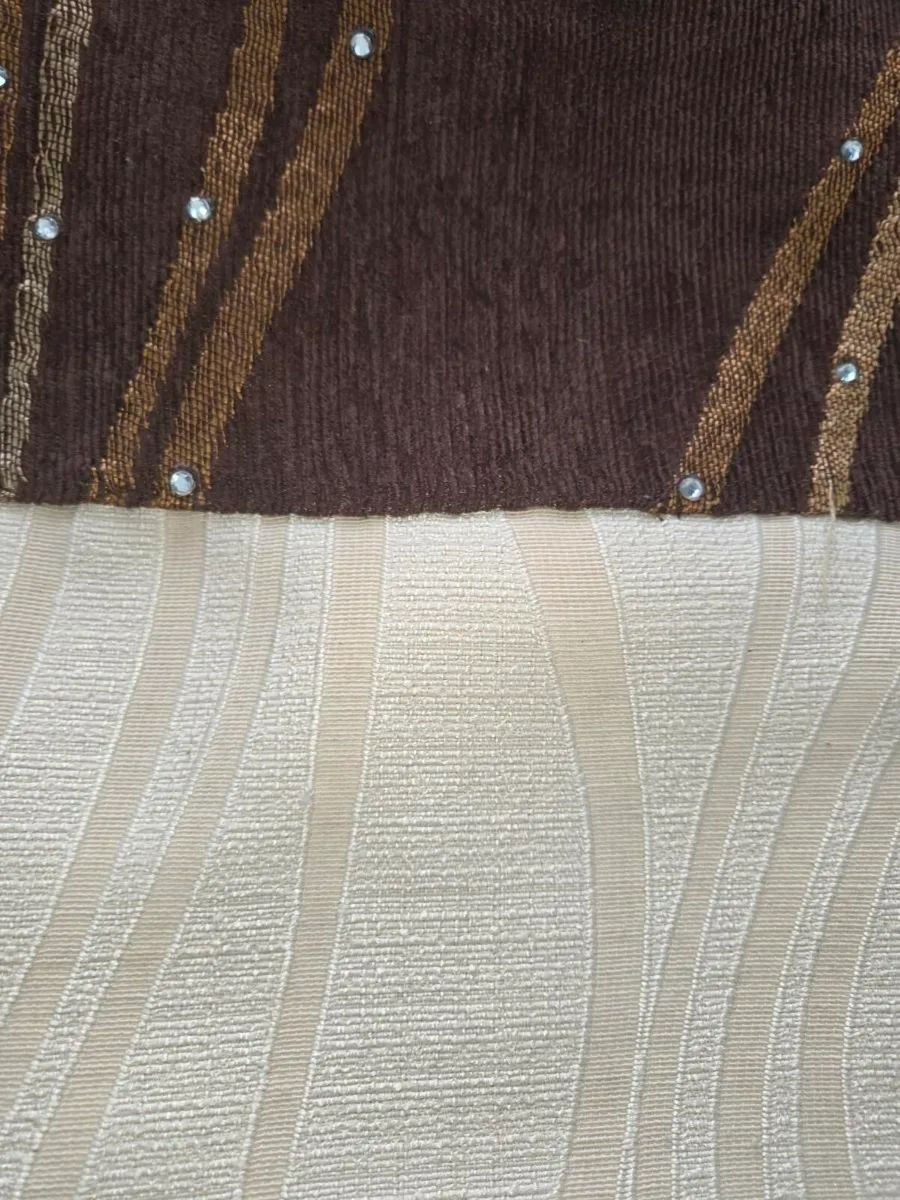 Curtains - Image 3