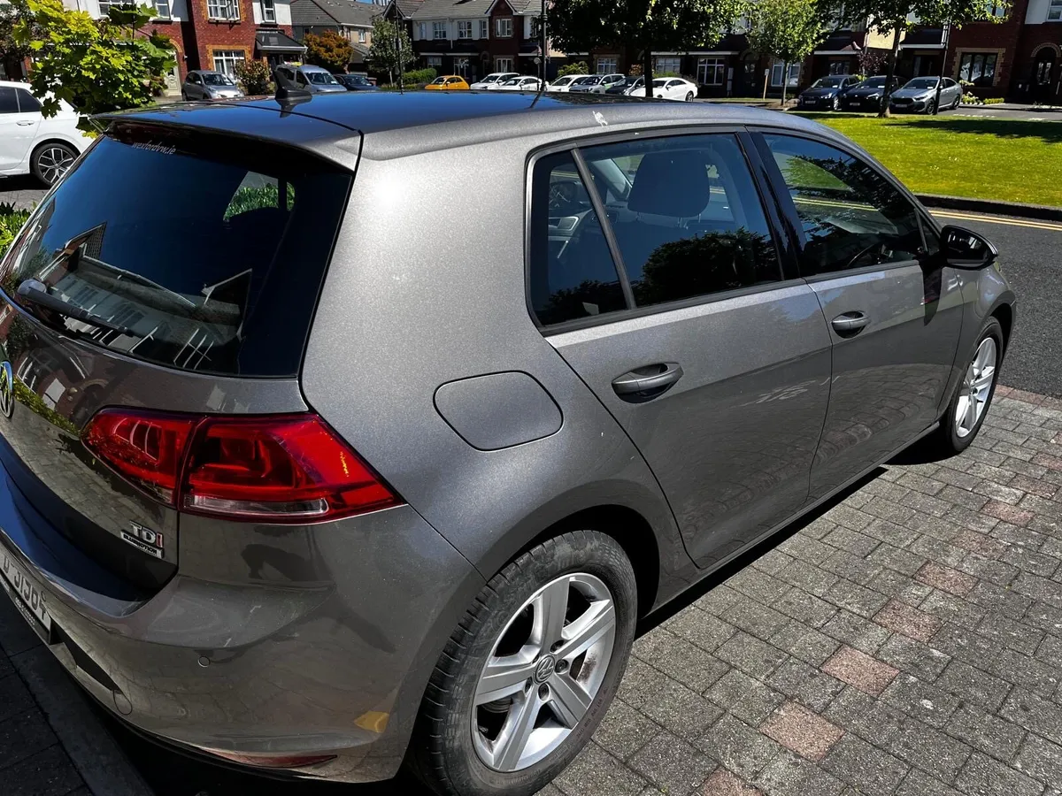VW GOLF DIESEL AUTOMATIC - Image 4