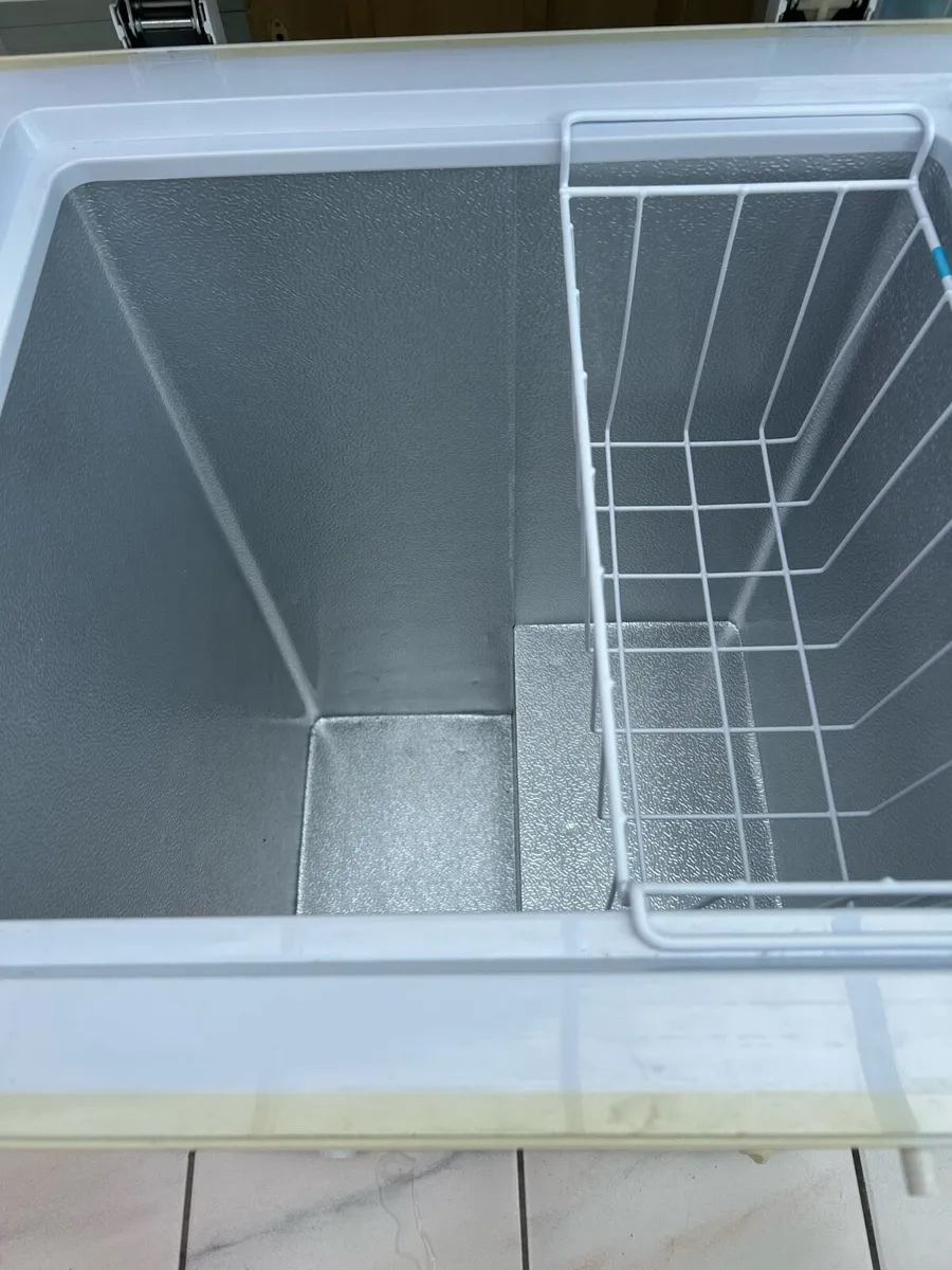 Freezer - Image 3