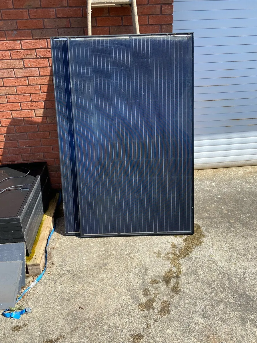 Solar panels and inverter - Image 1