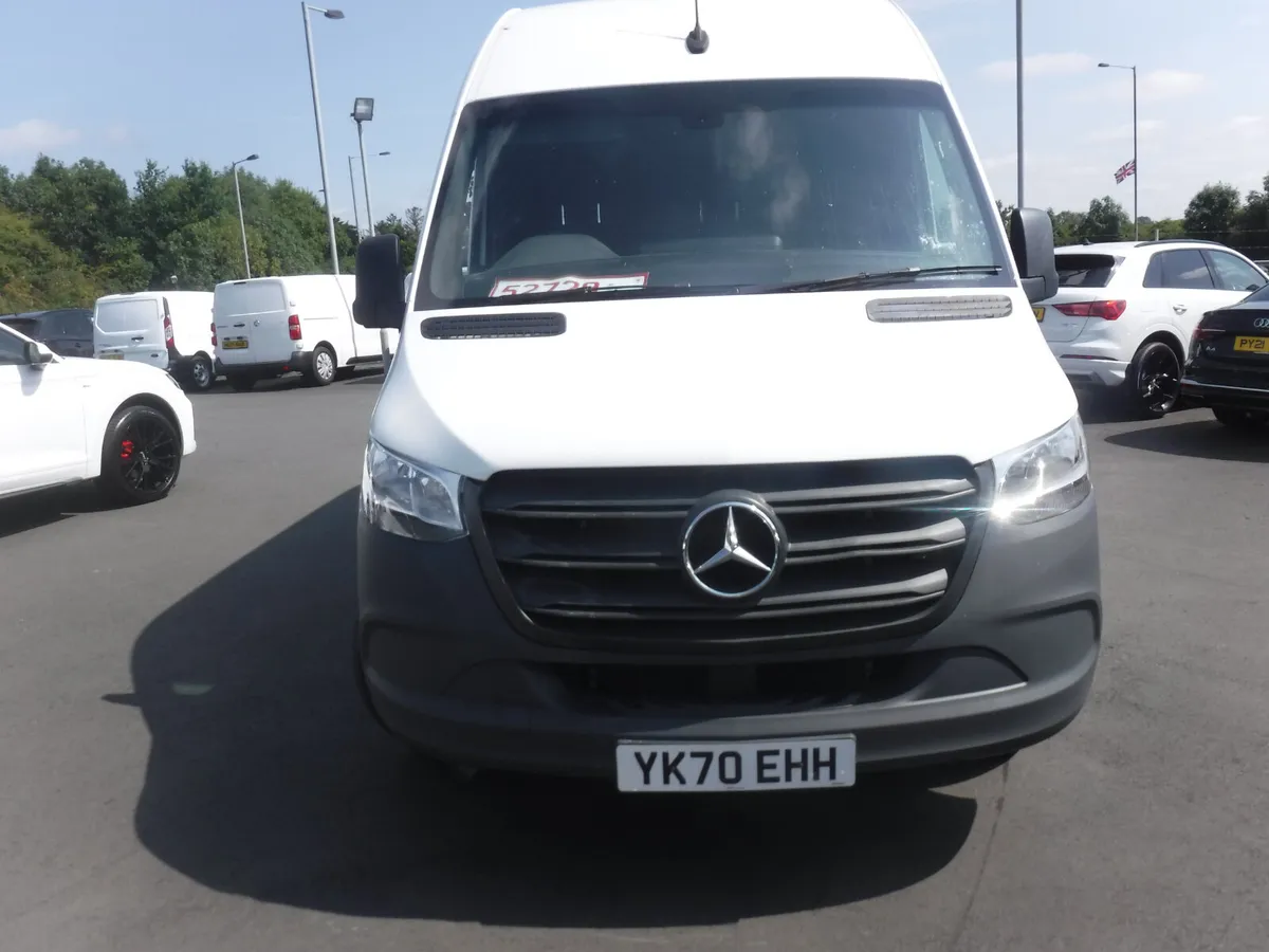 Mercedes-Benz Sprinter 2020 mwb high roof . - Image 2