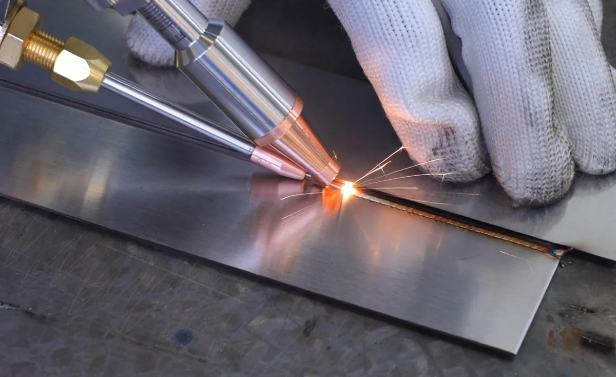 Laser welders - Image 1