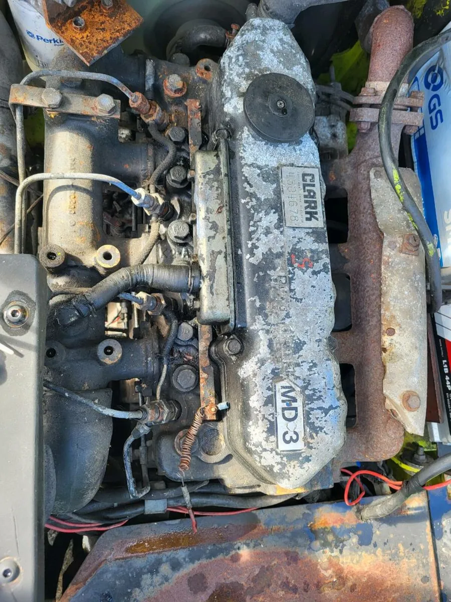 Forklift - Image 3
