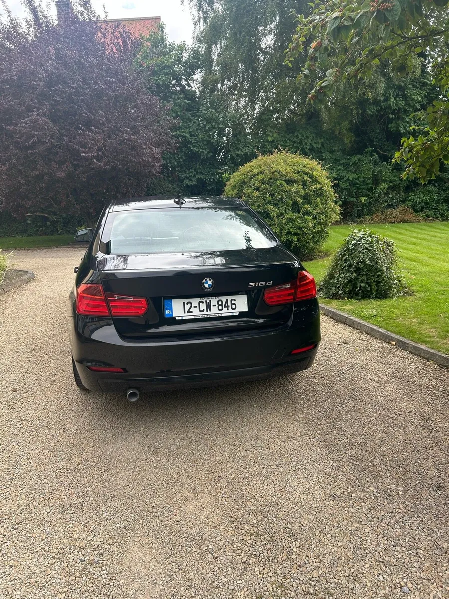 Car - Image 1