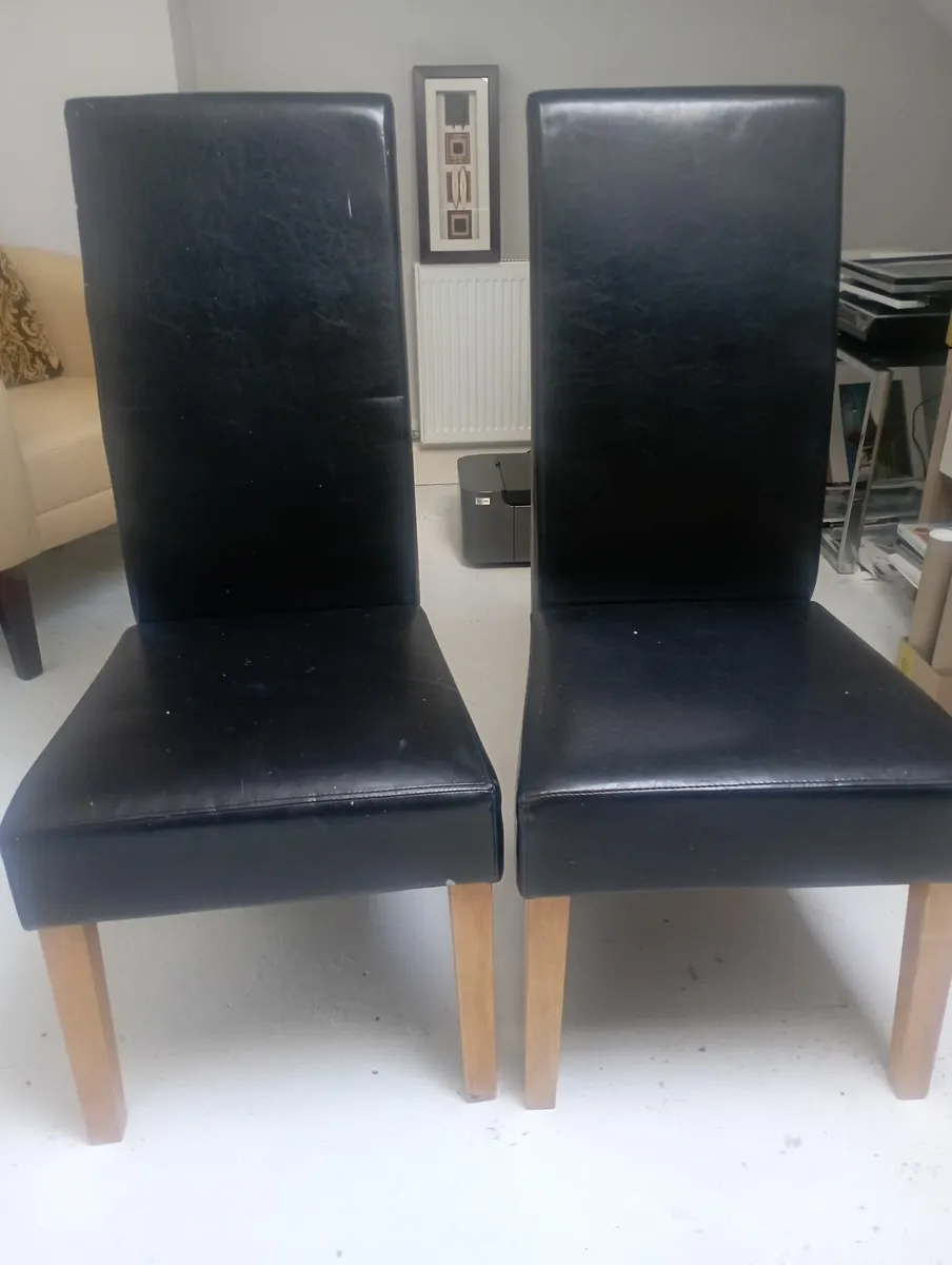 Dining chairs - Image 1