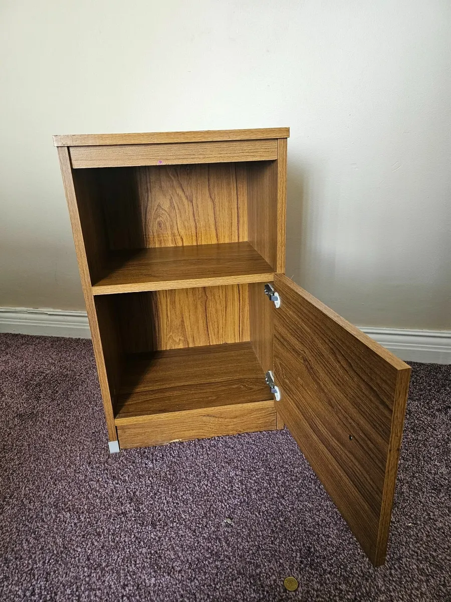 Bedroom locker - Image 3