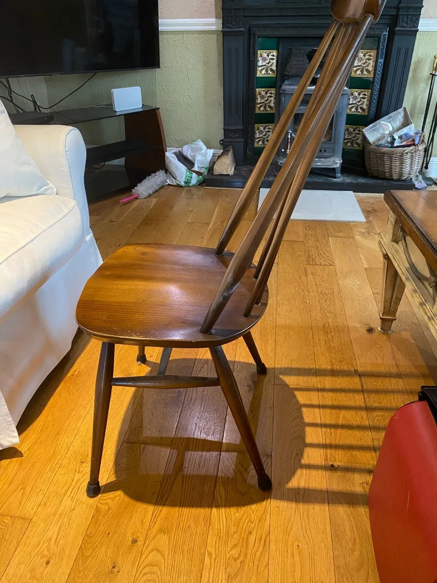 Antique elm dining set with ten Windsor chairs - Image 3