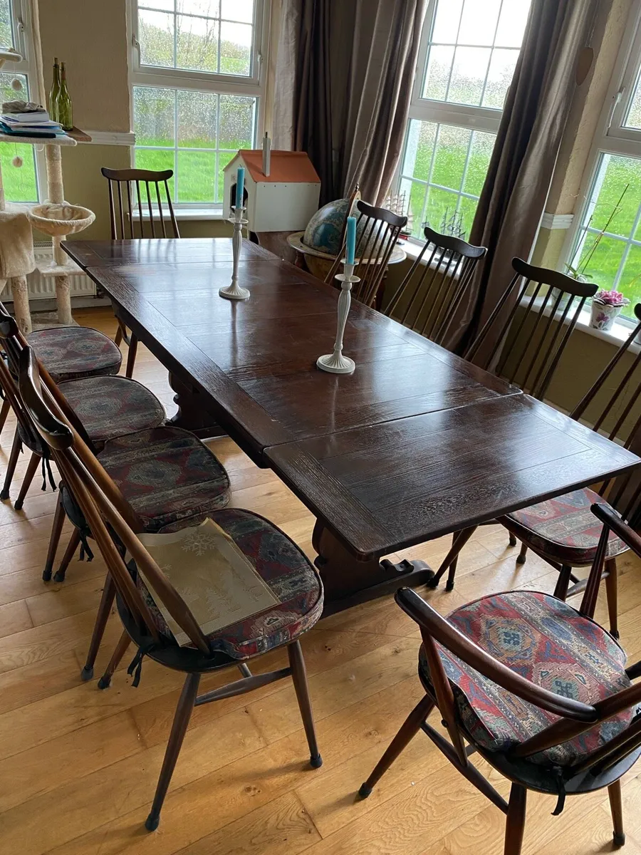 Antique elm dining set with ten Windsor chairs - Image 1