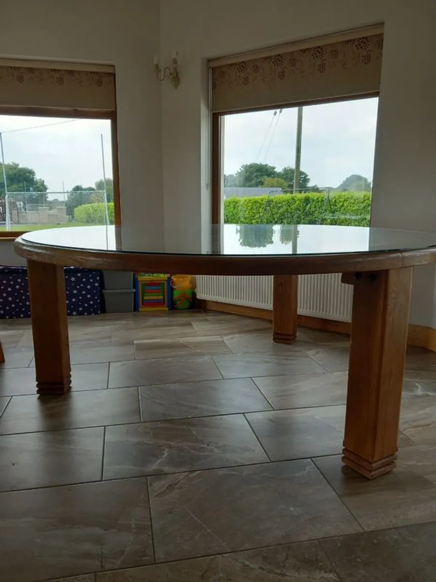 Kitchen table - Image 1