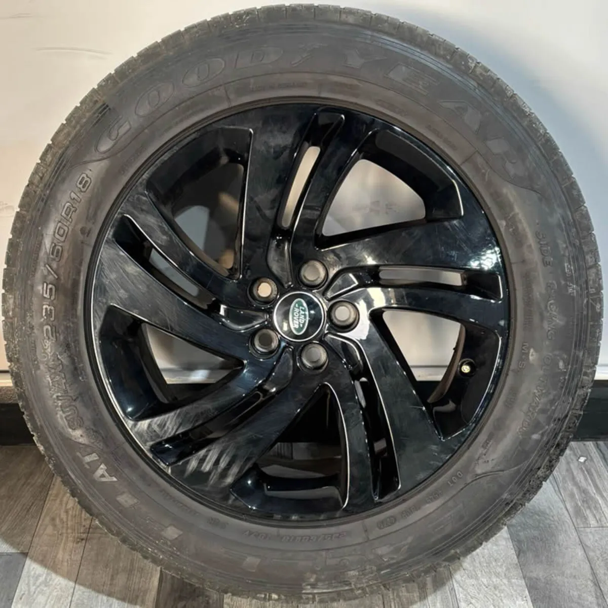 18" Genuine Range Rover 5011 Evoque Alloy Wheels & - Image 2
